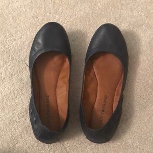 Lucky brand navy flats